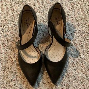 Women’s shoes